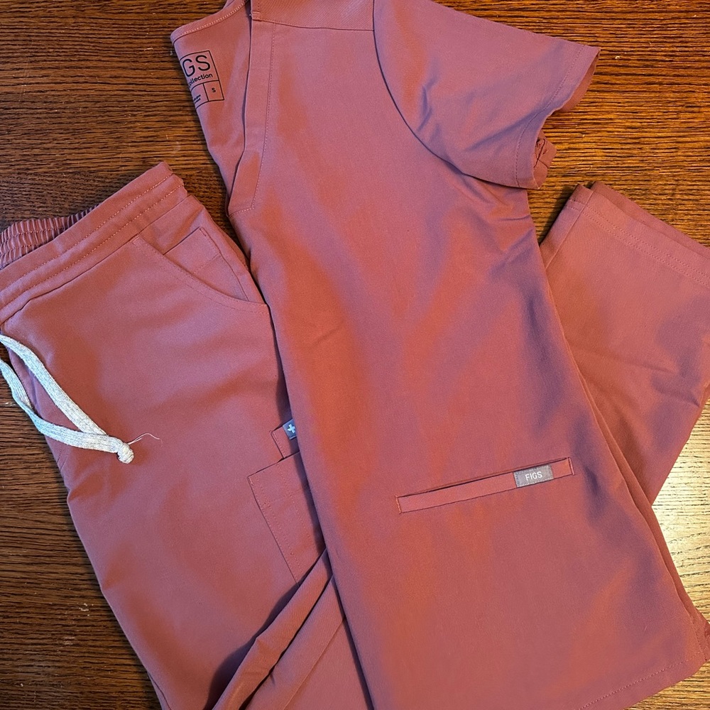 Figs Mauve Scrub Set